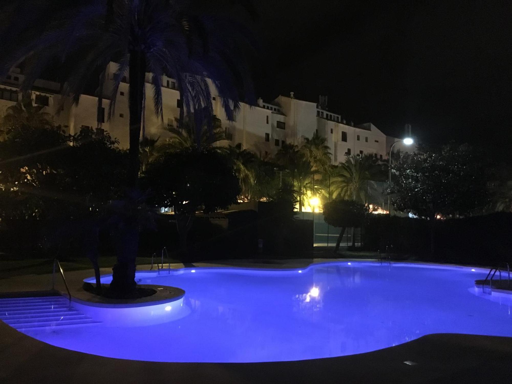 Jardines Del Puerto Apartamento Marbella Exterior foto